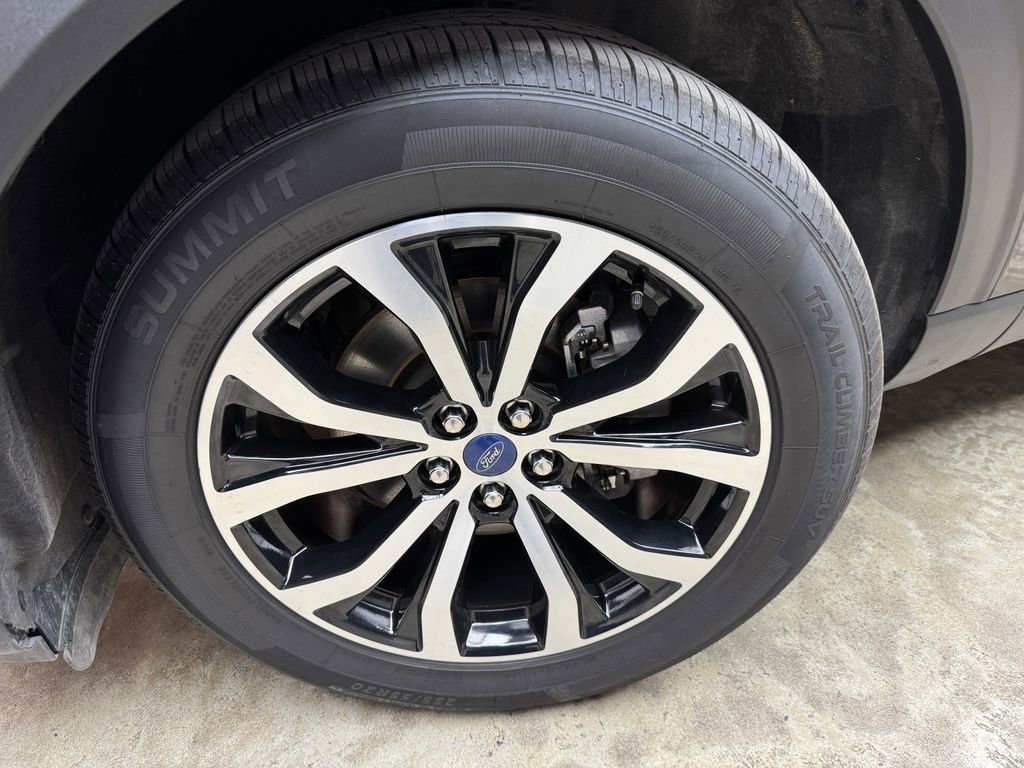 Certified 2025 Ford Explorer ST-Line AWD/4WD image 34