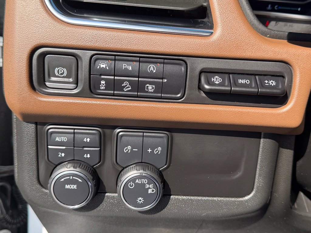 Used 2024 Chevrolet Tahoe High Country AWD/4WD image 42