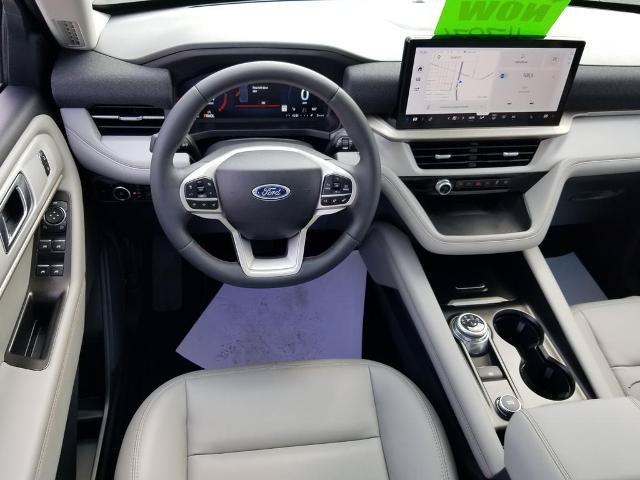 Certified 2025 Ford Explorer Active w/ Active Comfort Package AWD/4WD image 19