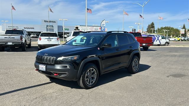 Used 2022 Jeep Cherokee Trailhawk w/ Trailer Tow Group AWD/4WD image 8