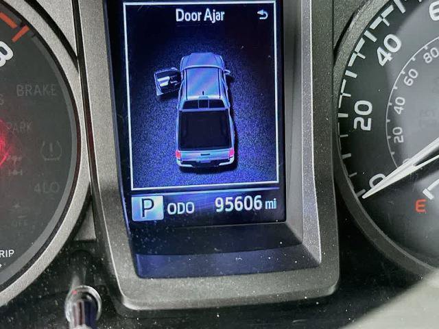 Used 2020 Toyota Tacoma TRD Sport RWD image 19