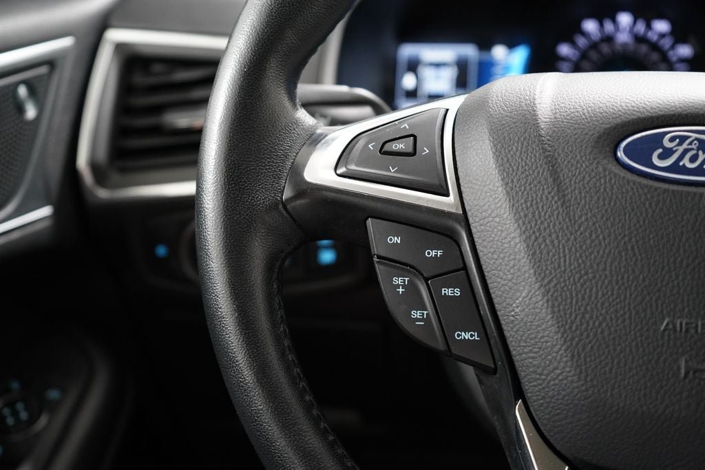 Certified 2024 Ford Edge Titanium AWD/4WD image 15
