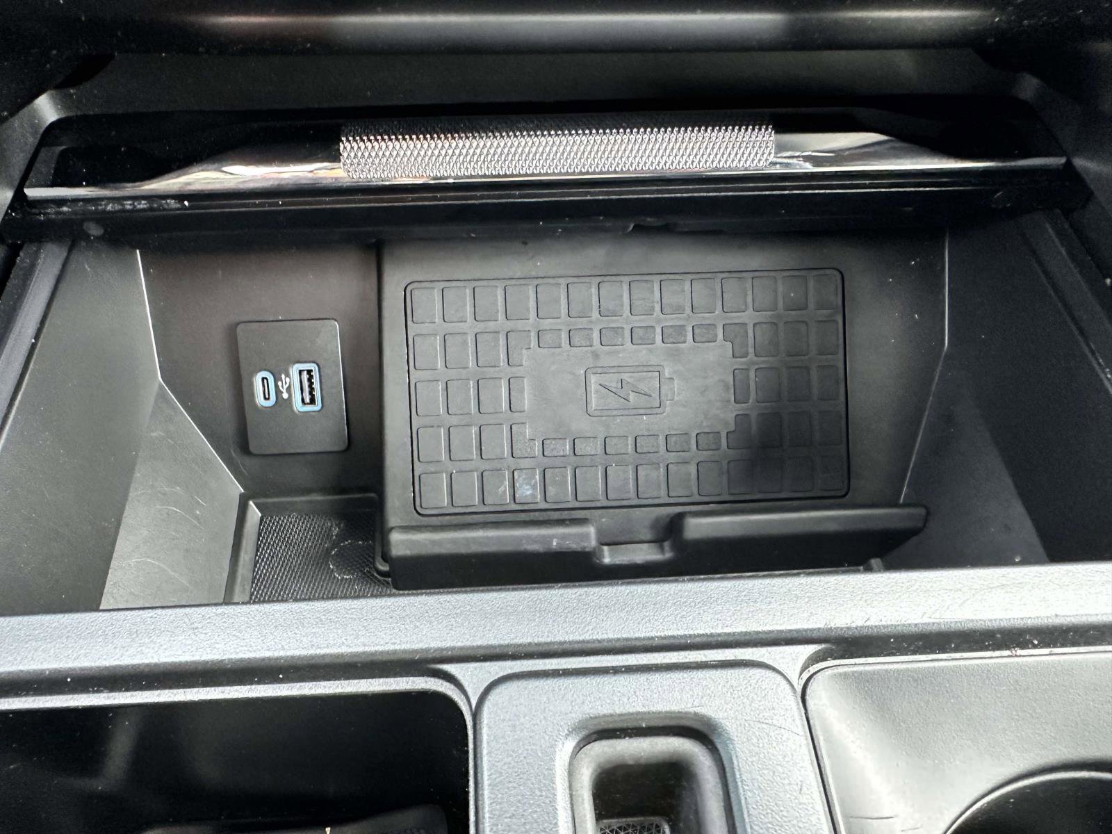 Certified 2022 Ford F150 Lariat w/ Equipment Group 502A High image 28