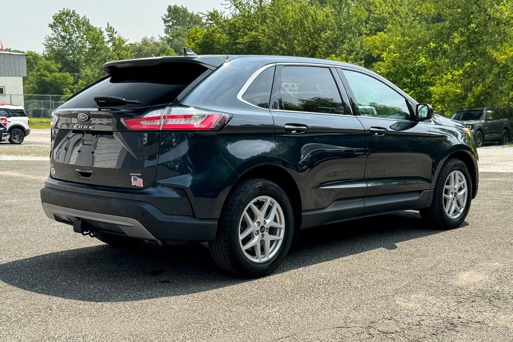 Certified 2022 Ford Edge SEL w/ Convenience Package AWD/4WD image 3