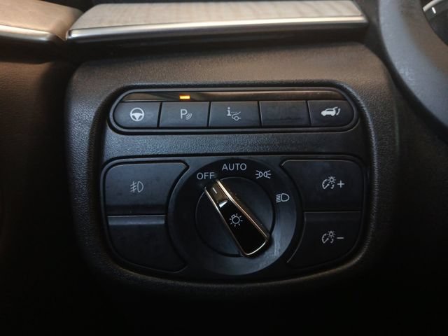 Used 2023 INFINITI QX50 Sensory AWD/4WD image 13