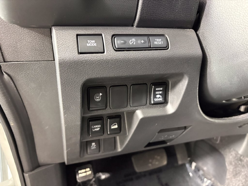 Used 2024 Nissan Frontier SV w/ SV Convenience Package AWD/4WD image 14