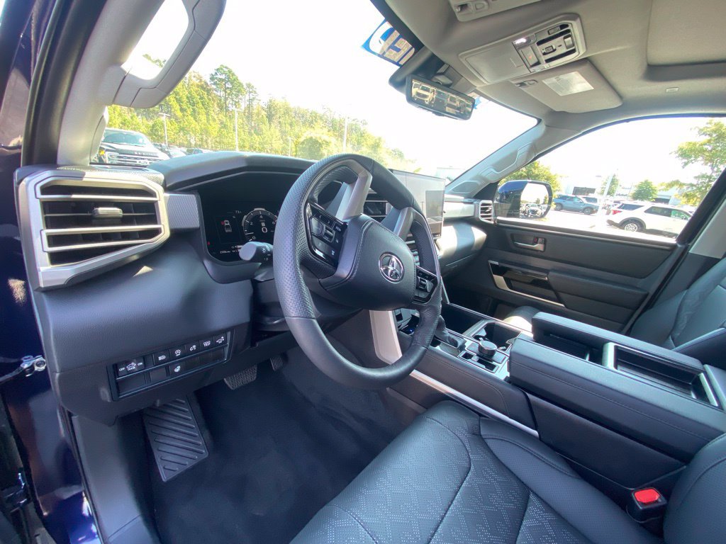 Used 2024 Toyota Tundra Limited AWD/4WD image 9