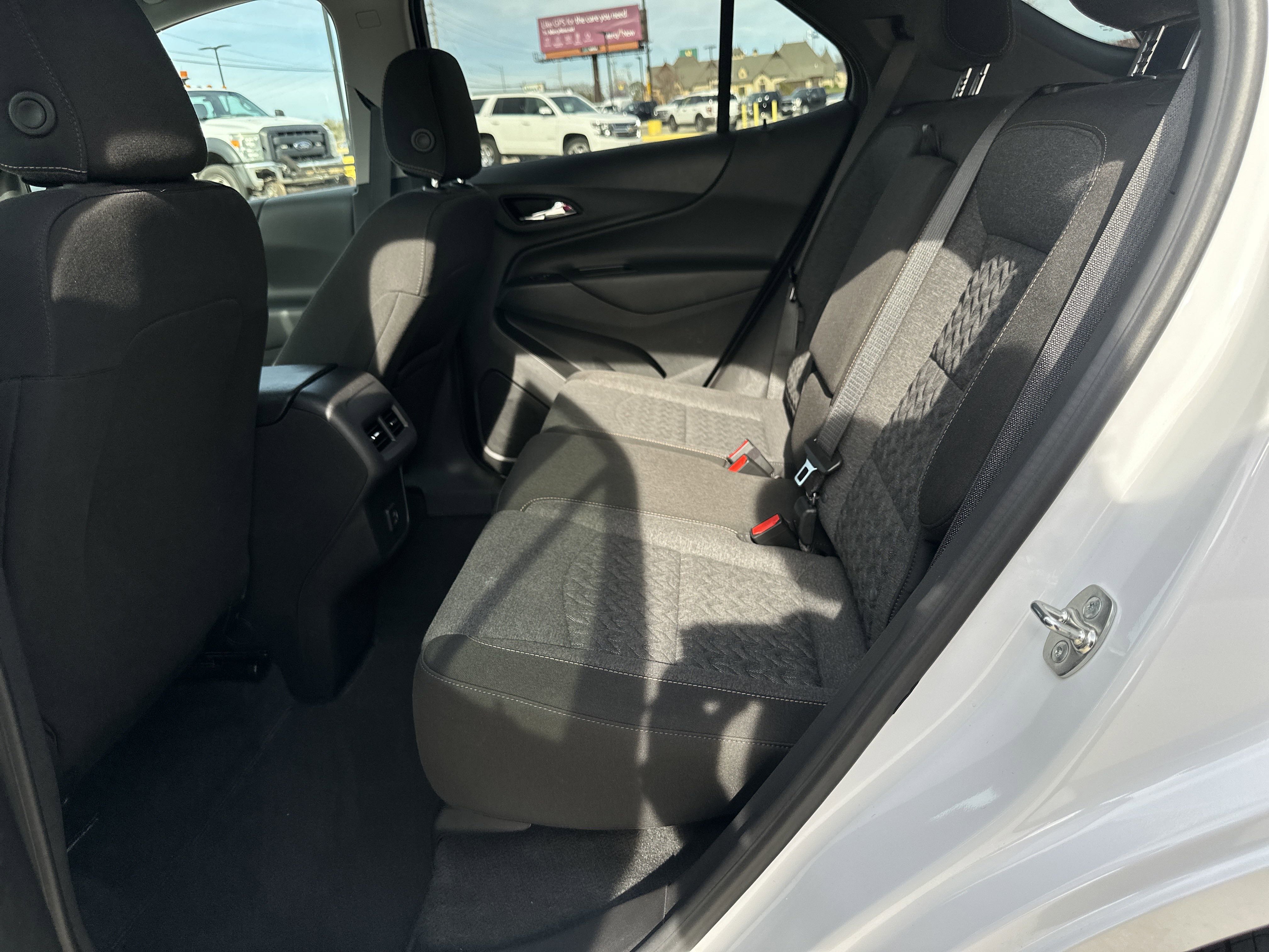 Used 2024 Chevrolet Equinox LT image 28