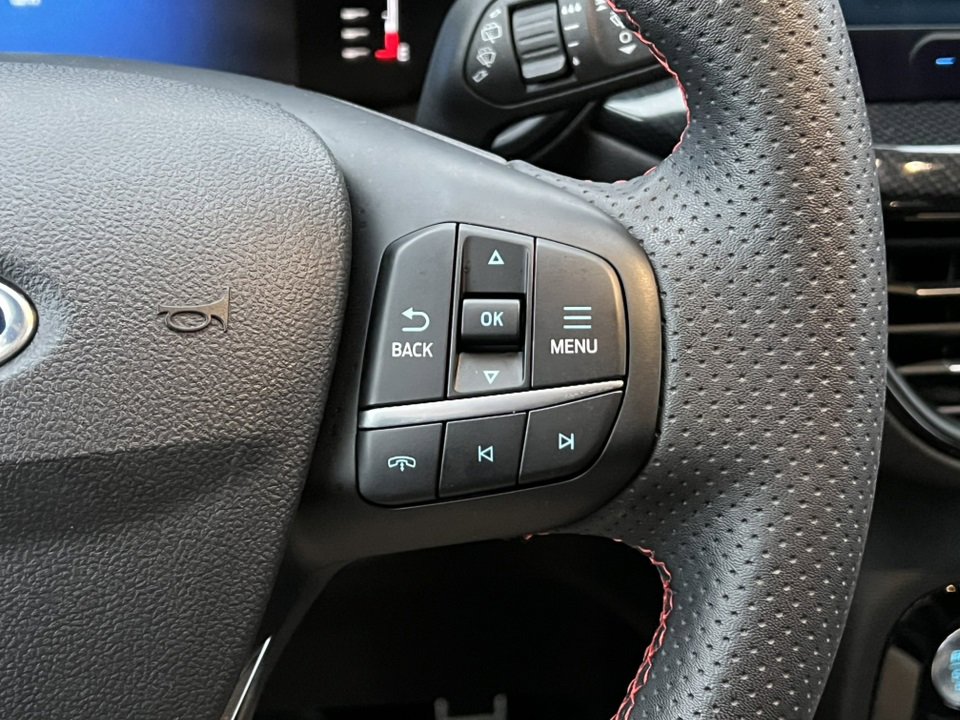 Certified 2023 Ford Escape ST-Line w/ Tech Pack #1 image 21