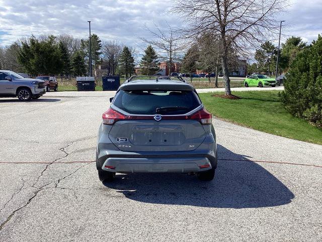 Used 2021 Nissan Kicks SR w/ SR Premium Package FWD image 5