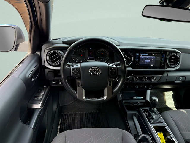 Used 2018 Toyota Tacoma TRD Sport w/ Technology Package AWD/4WD image 7