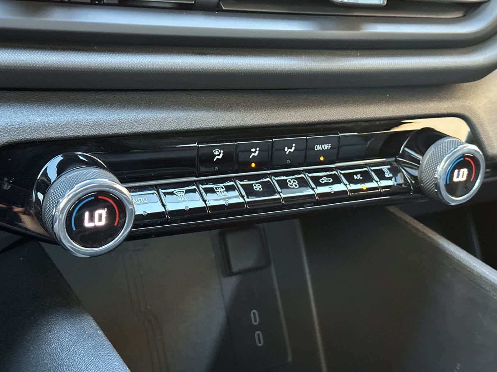 Used 2024 Chevrolet Silverado EV W/T AWD/4WD image 19