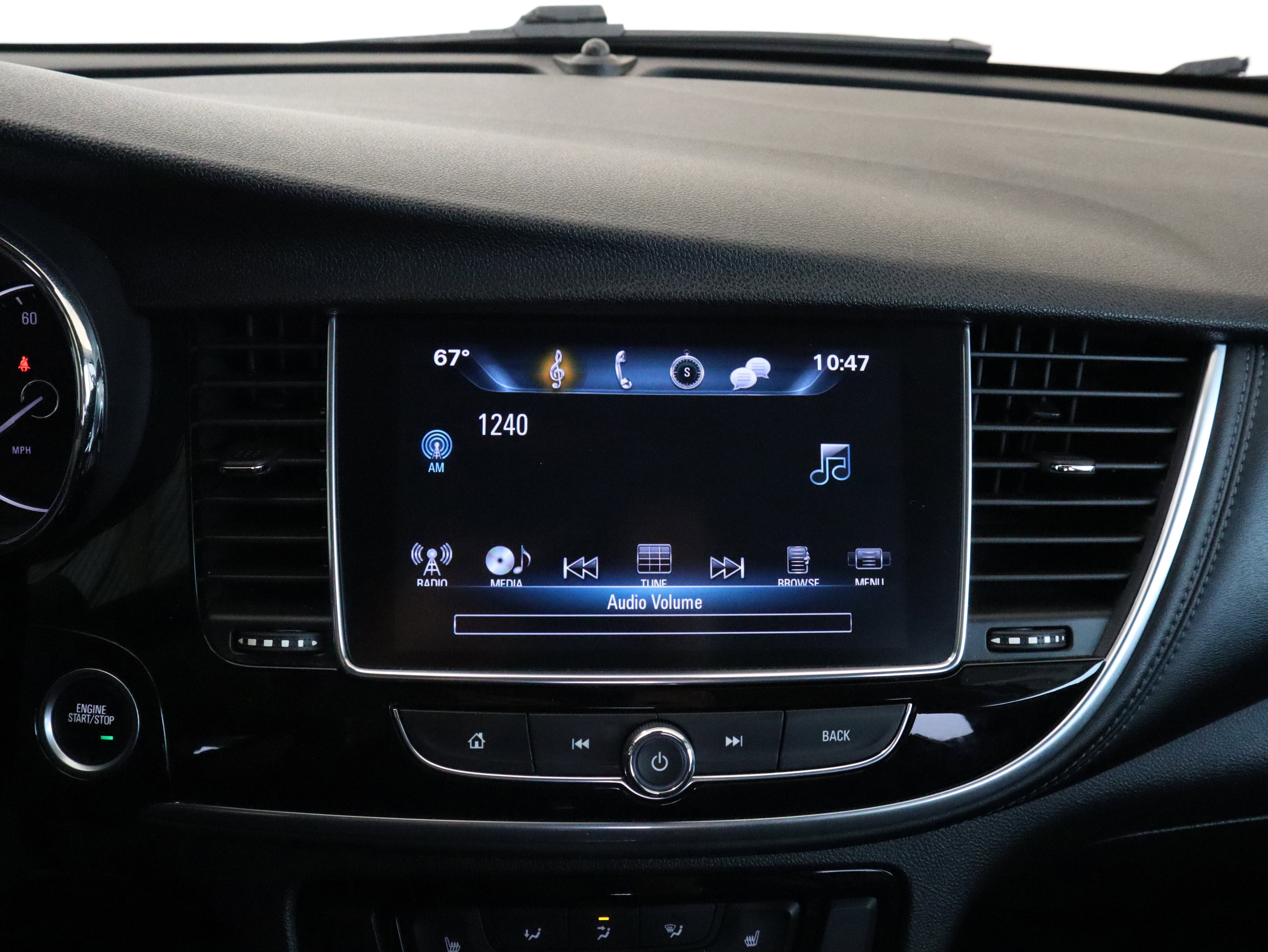 Used 2019 Buick Encore Essence AWD/4WD image 27