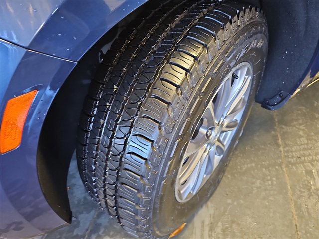 Used 2022 Buick Enclave Essence image 30