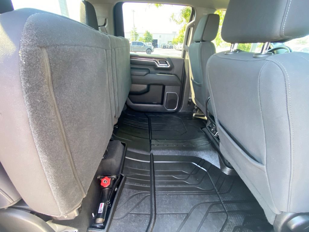 Used 2024 Chevrolet Silverado 2500 LT AWD/4WD image 28