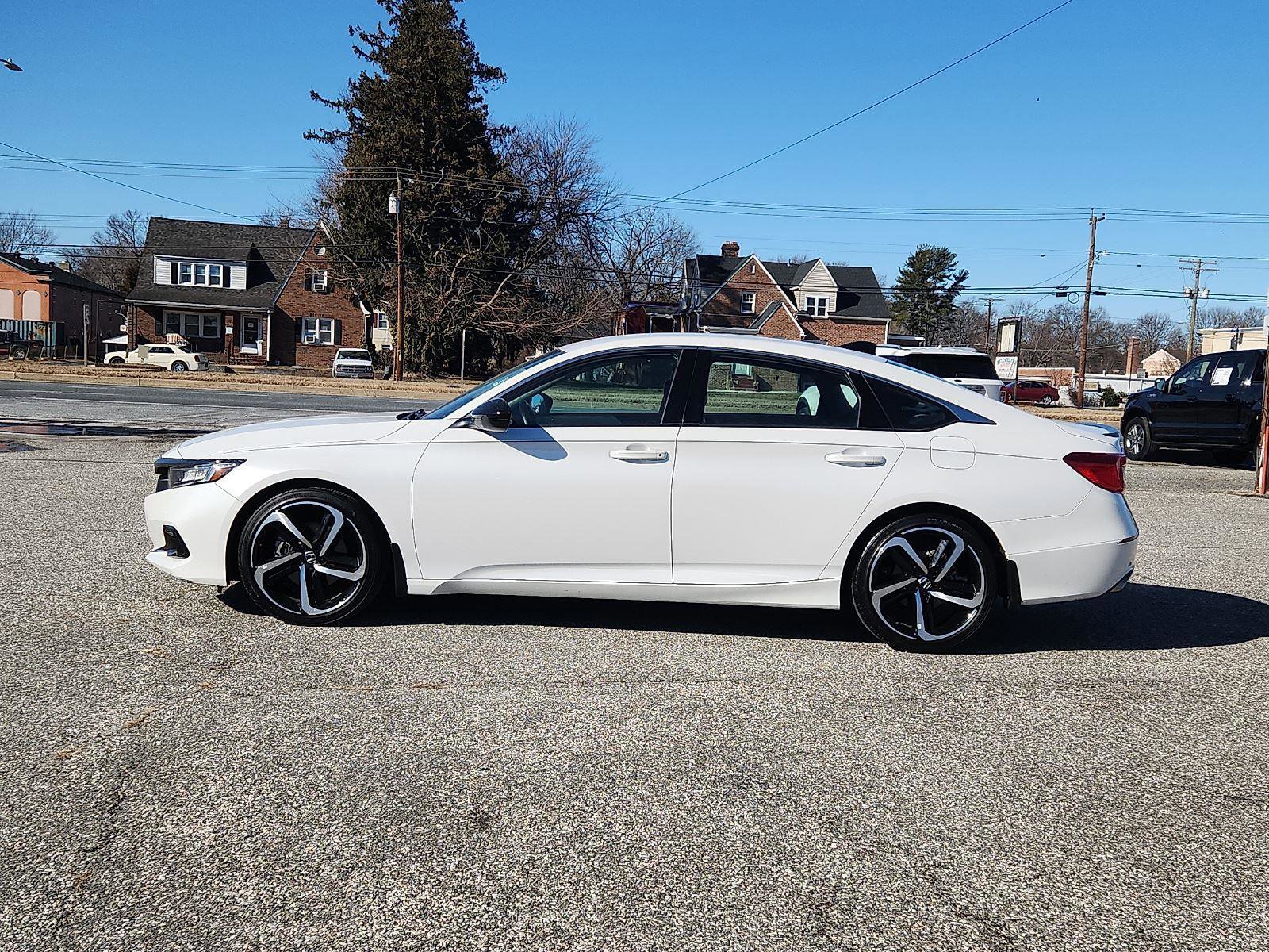 Used 2022 Honda Accord Sport Special Edition image 2