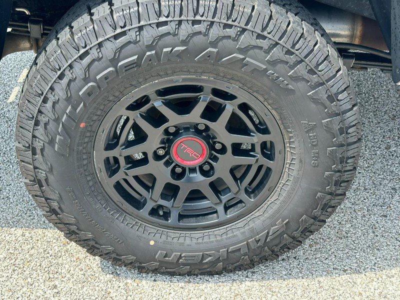 Used 2023 Toyota Tacoma TRD Pro AWD/4WD image 7