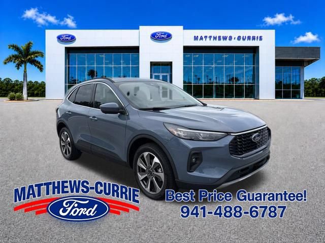 Certified 2025 Ford Escape Platinum w/ Premium Technology Package