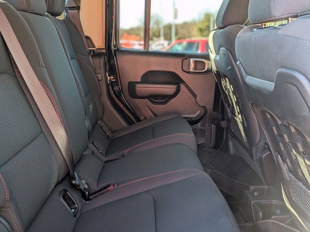 Used 2022 Jeep Gladiator Rubicon w/ Cold Weather Group image 36