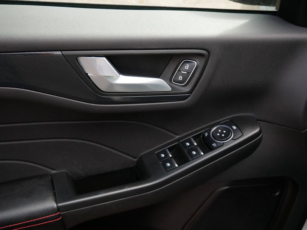 Certified 2024 Ford Escape ST-Line w/ Tech Pack #1 image 16