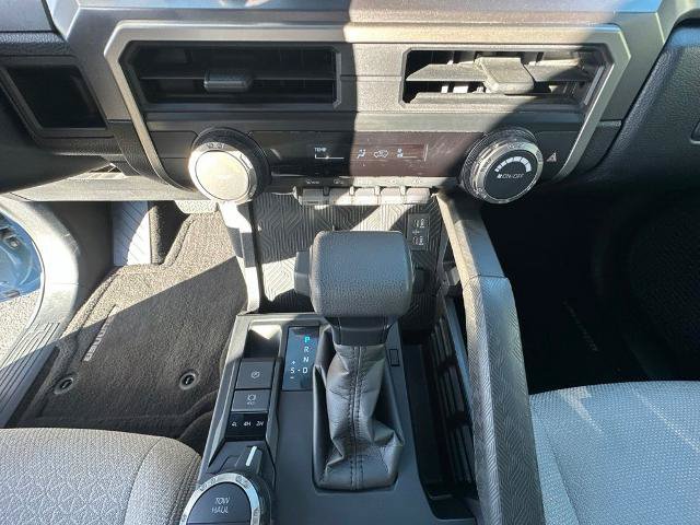 Used 2025 Toyota 4Runner SR5 AWD/4WD image 16