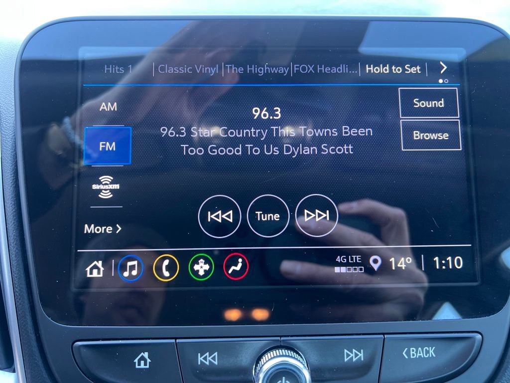 Used 2023 Chevrolet Malibu LT image 19