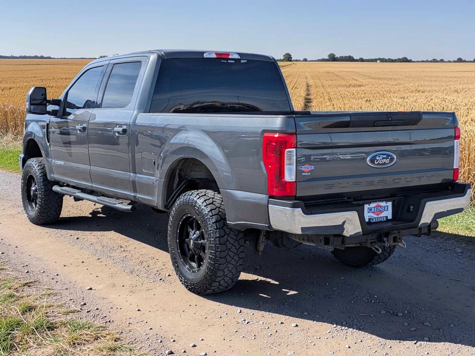 Certified 2017 Ford F250 XLT image 5