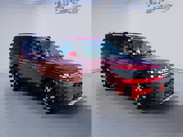 Used 2025 Hyundai Santa Fe SEL image 7