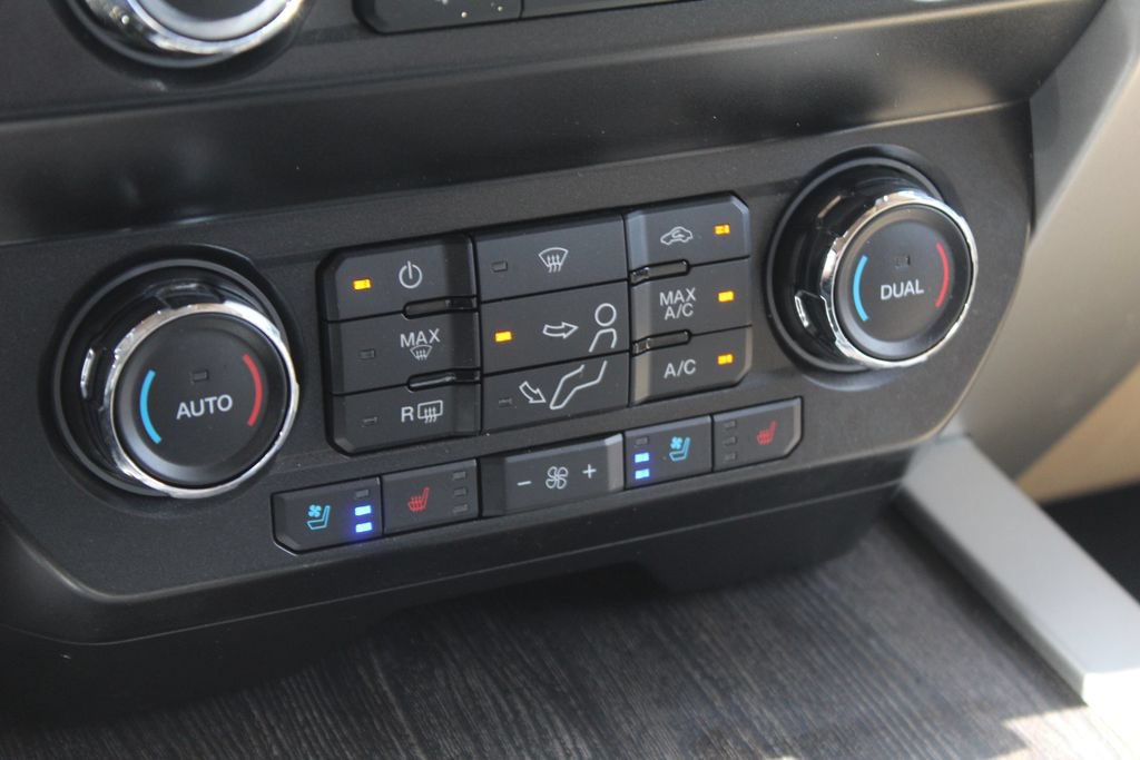 Certified 2020 Ford F250 Lariat AWD/4WD image 30