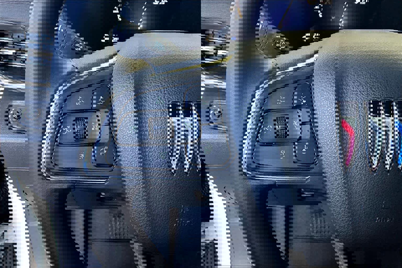 Used 2025 Buick Envista Preferred w/ Convenience I Package image 22