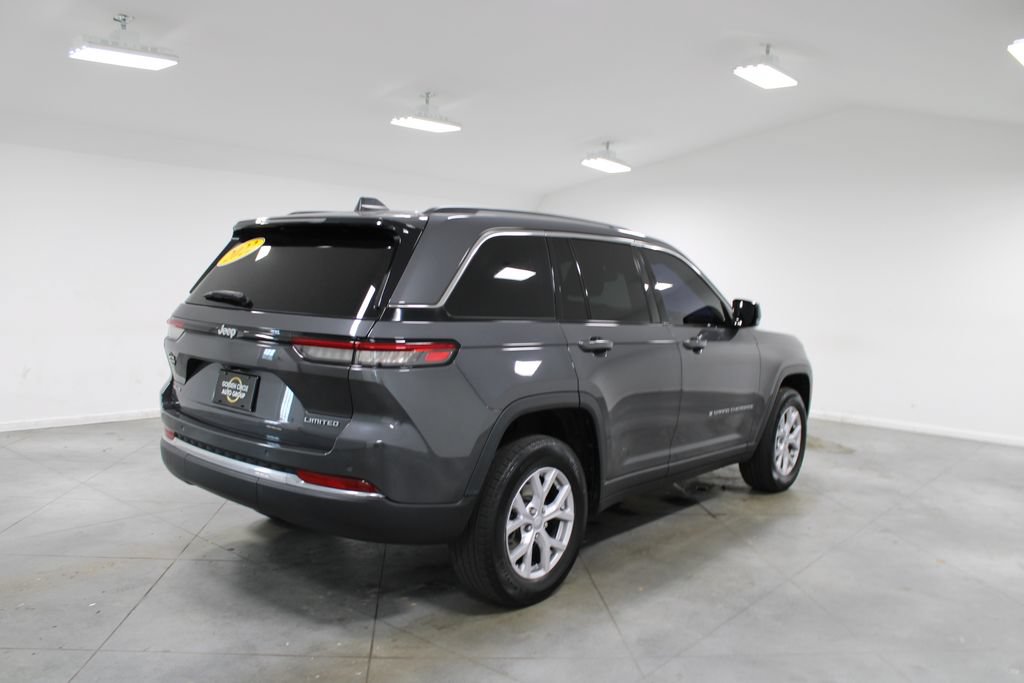 Used 2022 Jeep Grand Cherokee Limited AWD/4WD image 10