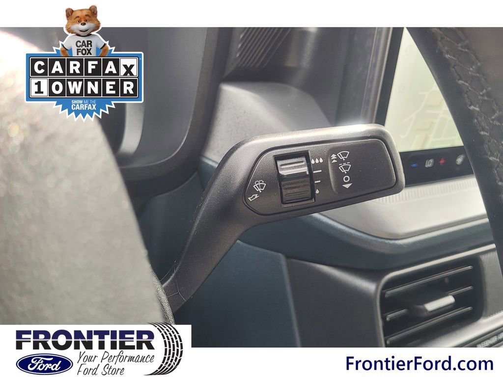 Certified 2025 Ford Maverick Lariat w/ Black Appearance Package image 27