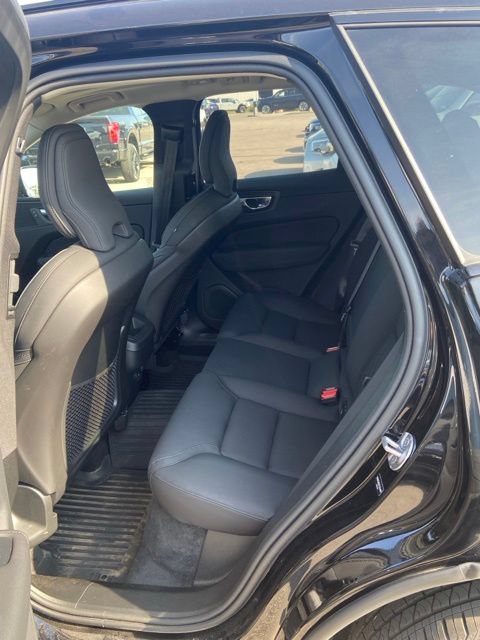 Used 2026 Volvo XC60 B5 Plus w/ Protection Package Premier AWD/4WD image 6