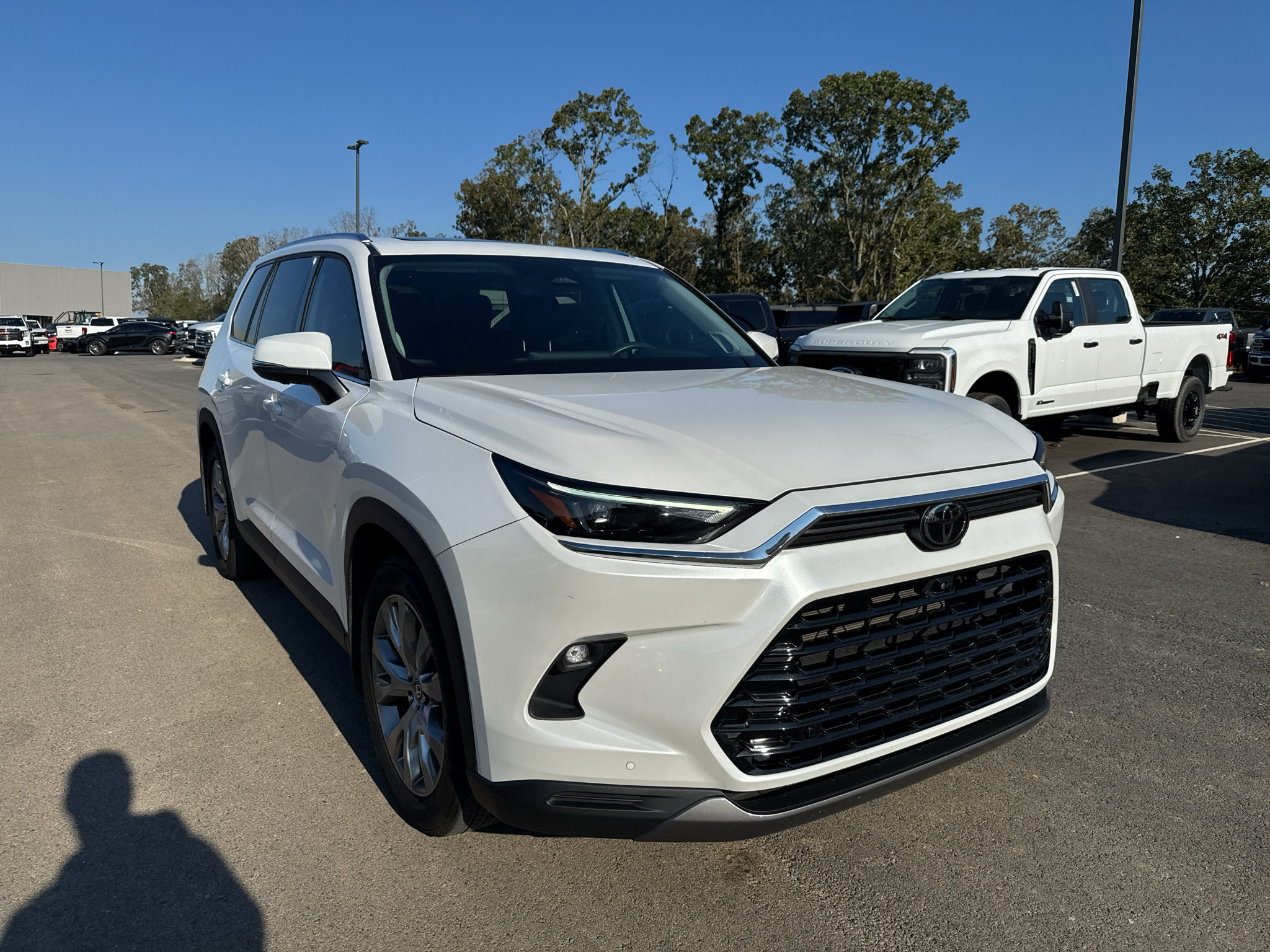 Used 2024 Toyota Grand Highlander FWD image 3
