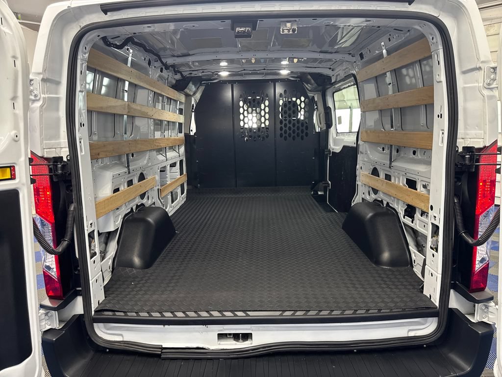 Certified 2025 Ford Transit 250 Low Roof w/ Exterior Upgrade Package RWD image 25