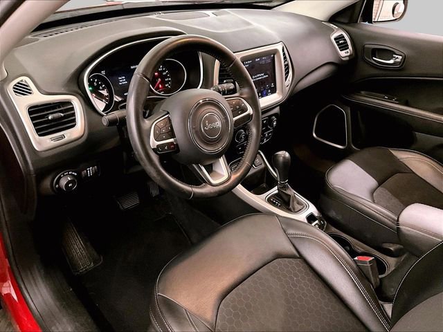 Used 2019 Jeep Compass Latitude w/ Popular Equipment Group FWD image 12