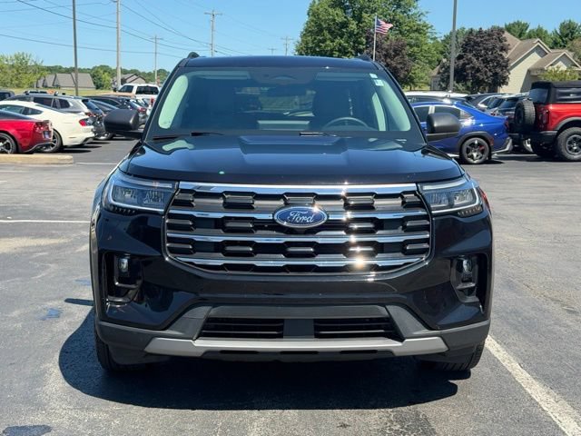 Certified 2025 Ford Explorer Active w/ Active Comfort Package AWD/4WD image 10