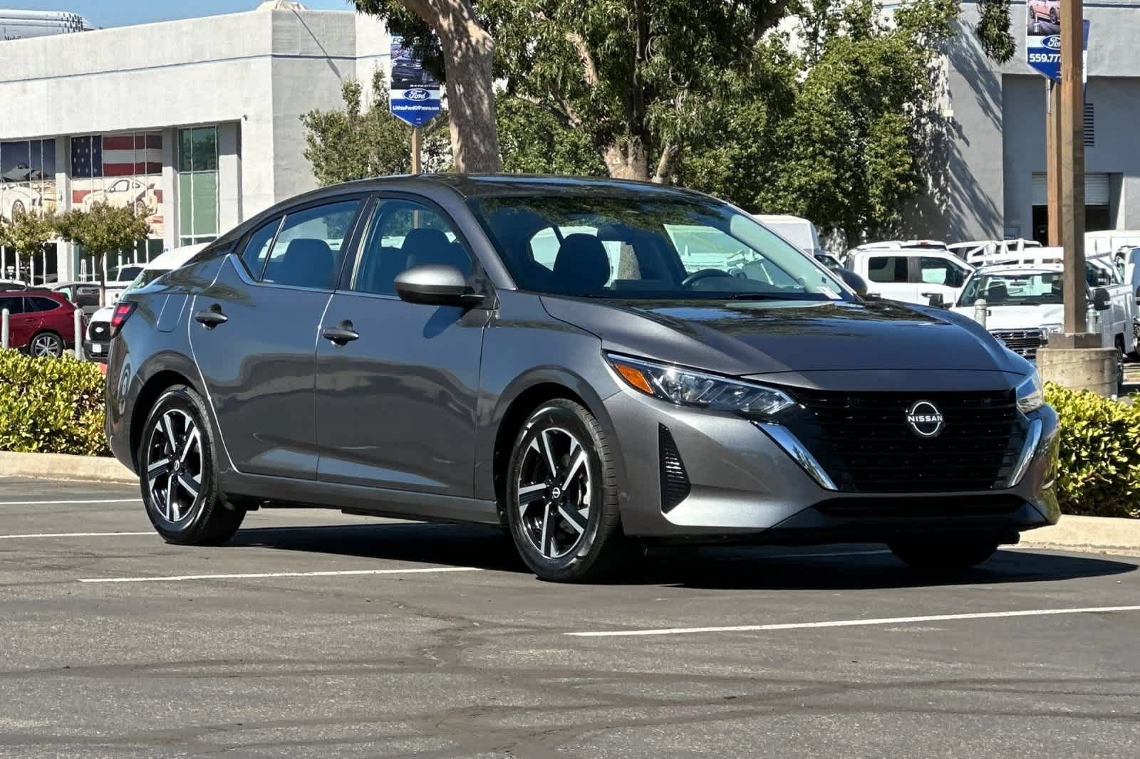 Used 2024 Nissan Sentra SV FWD image 10