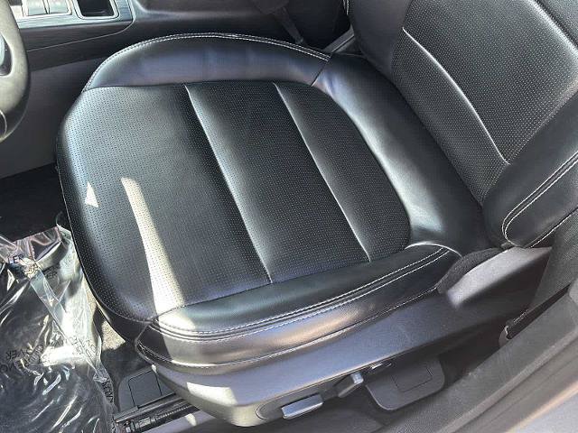 Certified 2023 Ford Escape Platinum AWD/4WD image 25