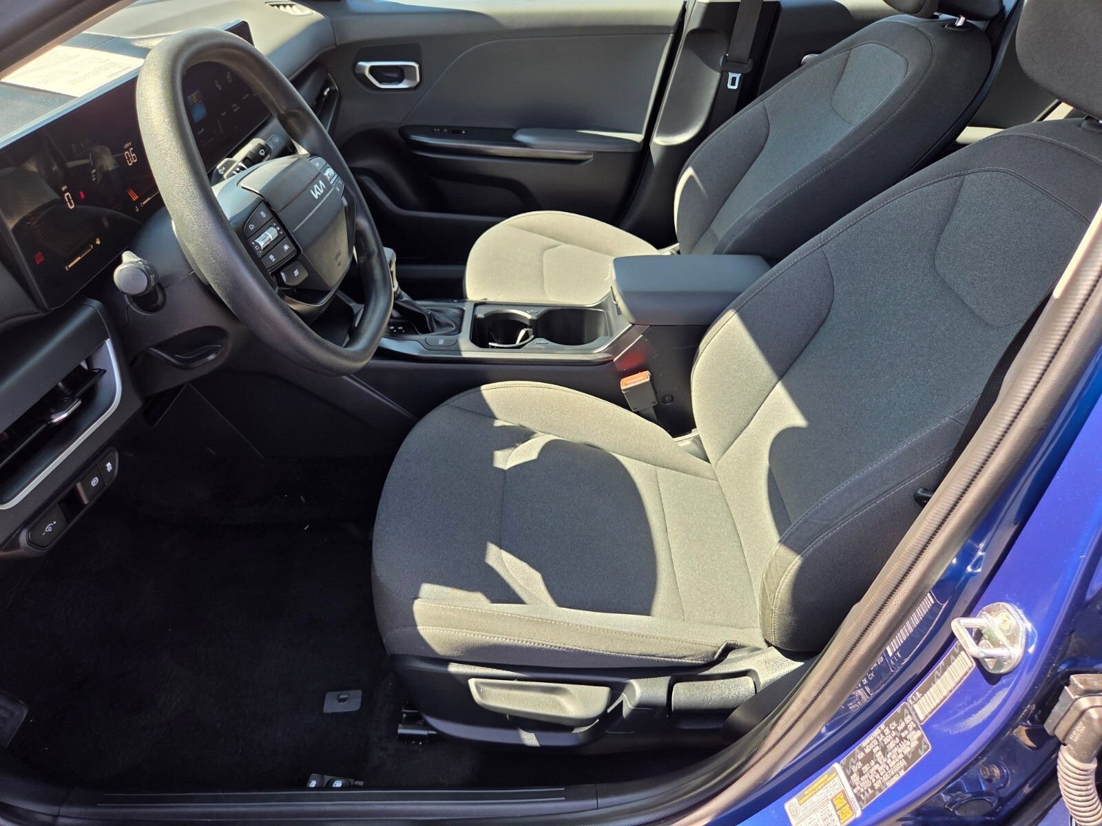 Used 2025 Kia K4 FWD image 10