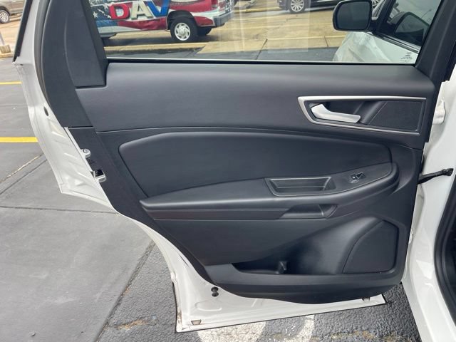 Certified 2024 Ford Edge SEL w/ Convenience Package AWD/4WD image 17