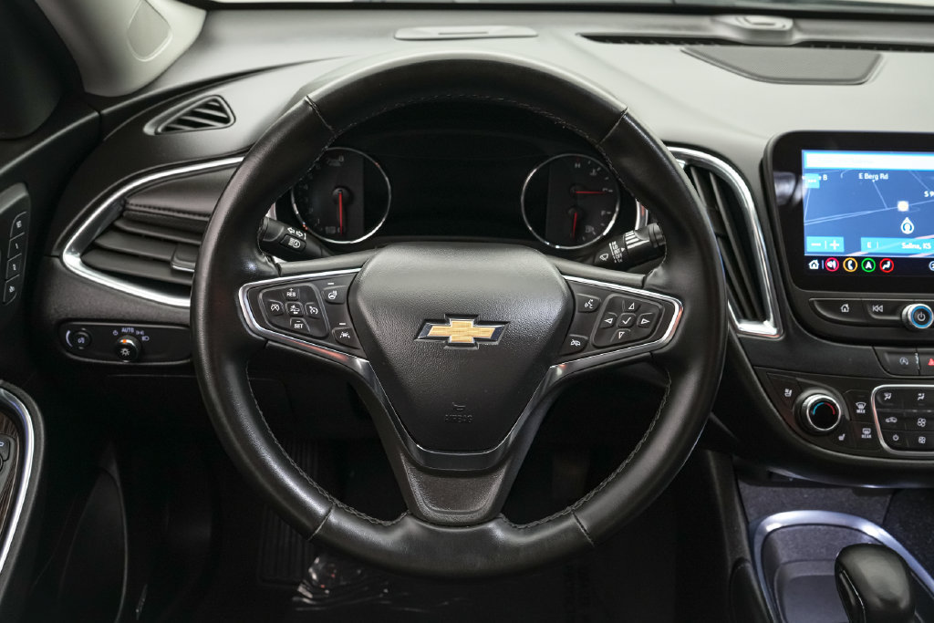 Used 2024 Chevrolet Malibu LT FWD image 13