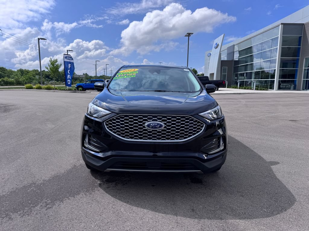 Certified 2024 Ford Edge SEL w/ Convenience Package AWD/4WD image 8