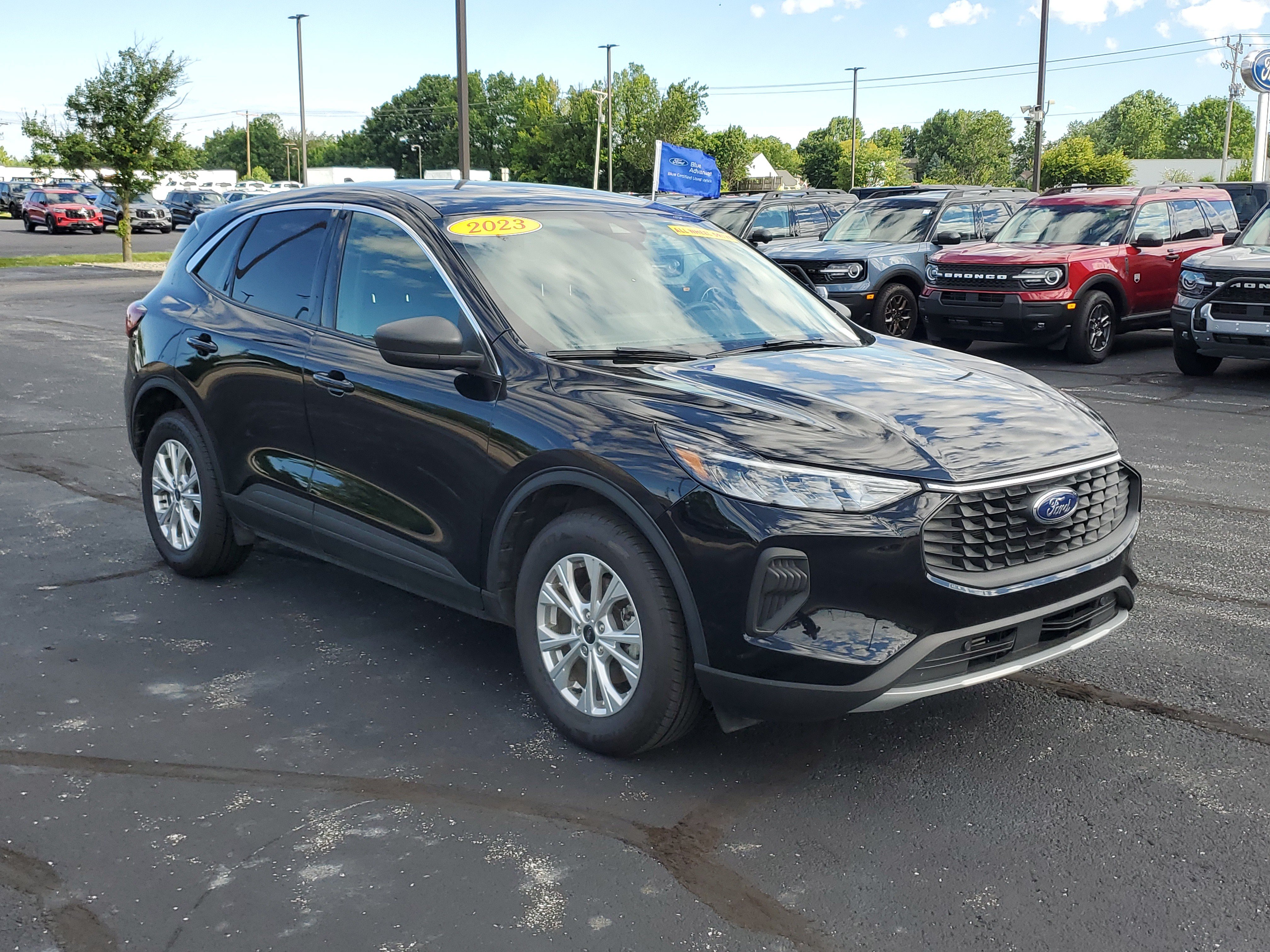 Certified 2023 Ford Escape Active w/ Tech Pack #1 AWD/4WD image 5