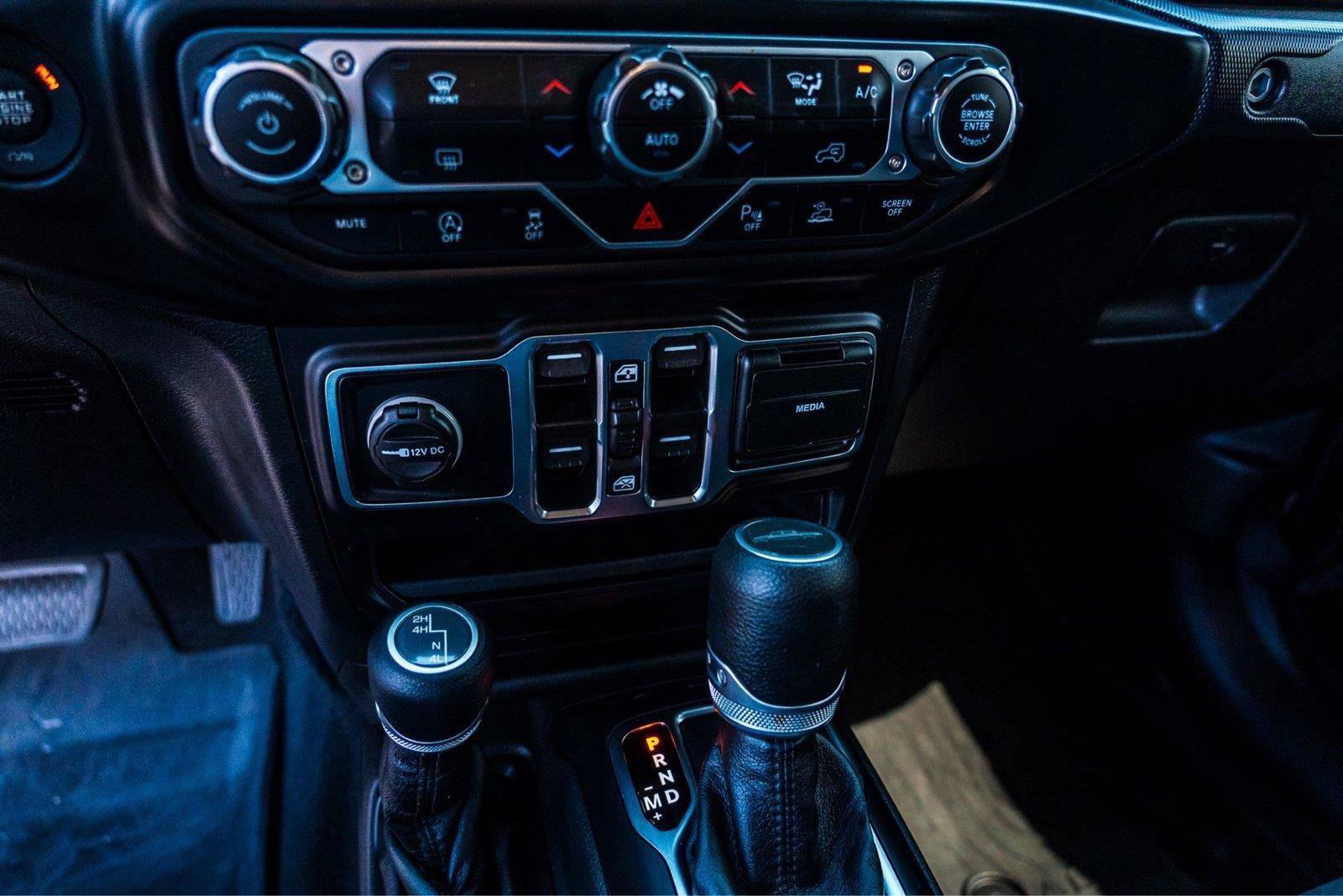 Used 2021 Jeep Gladiator Sport AWD/4WD image 20