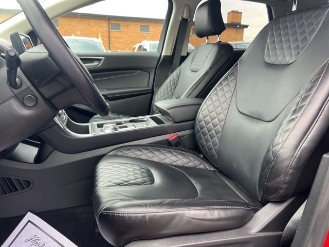 Certified 2023 Ford Edge Titanium w/ Equipment Group 301A AWD/4WD image 20