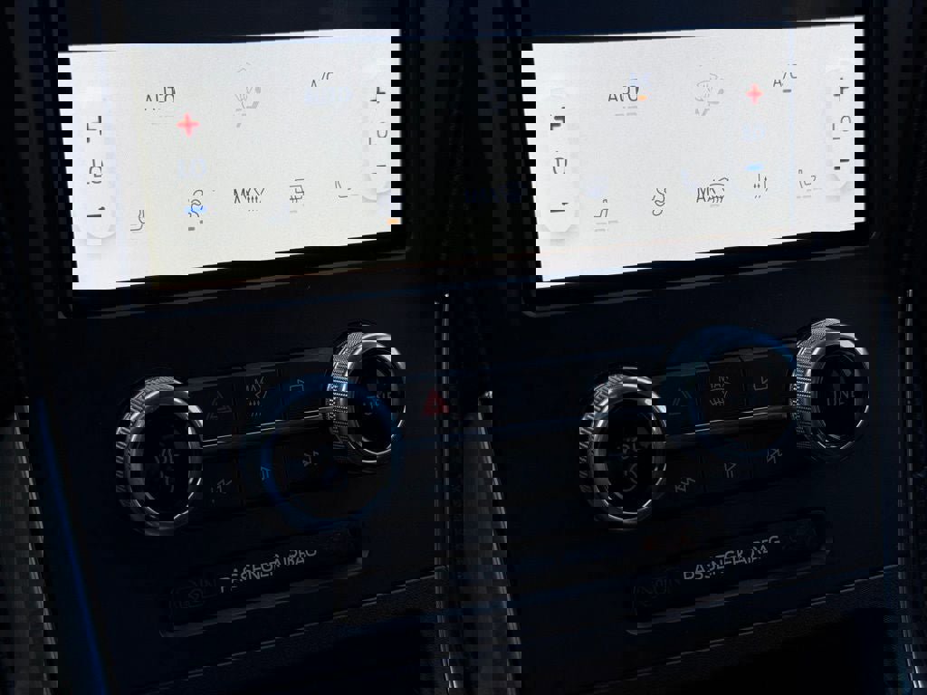 Certified 2022 Ford Edge ST image 11