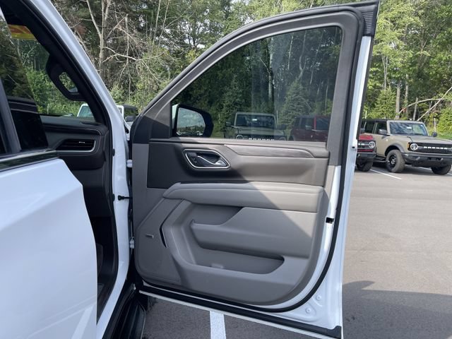 Used 2023 Chevrolet Tahoe LT AWD/4WD image 14