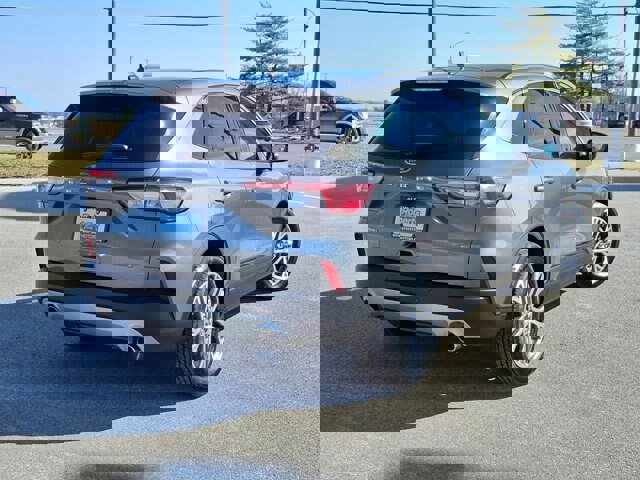 Certified 2022 Ford Escape SEL image 5