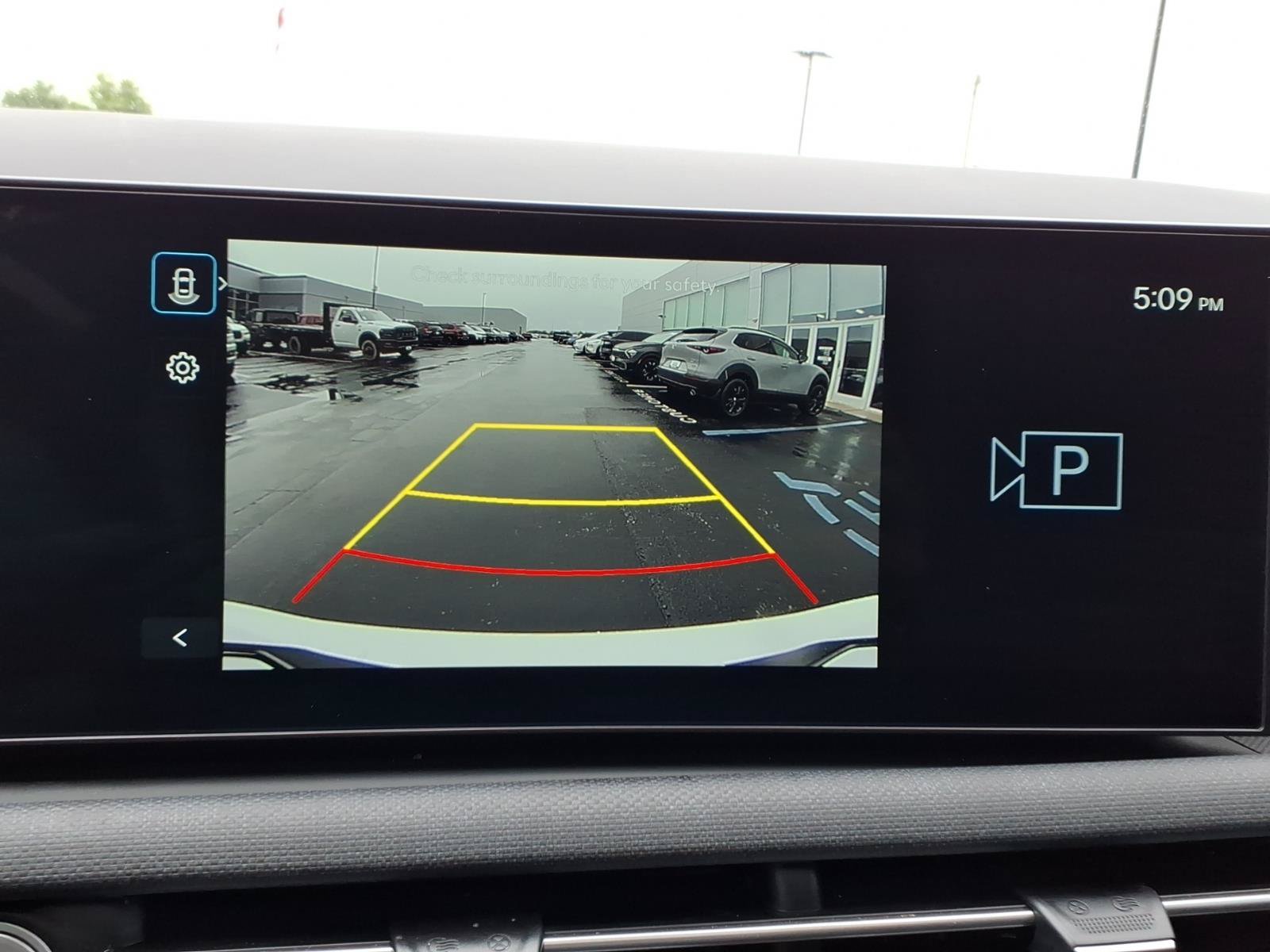 Used 2025 Hyundai Tucson SEL FWD image 14